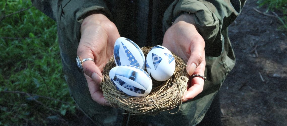 DIY: Geometric Indigo Shibori Easter Eggs