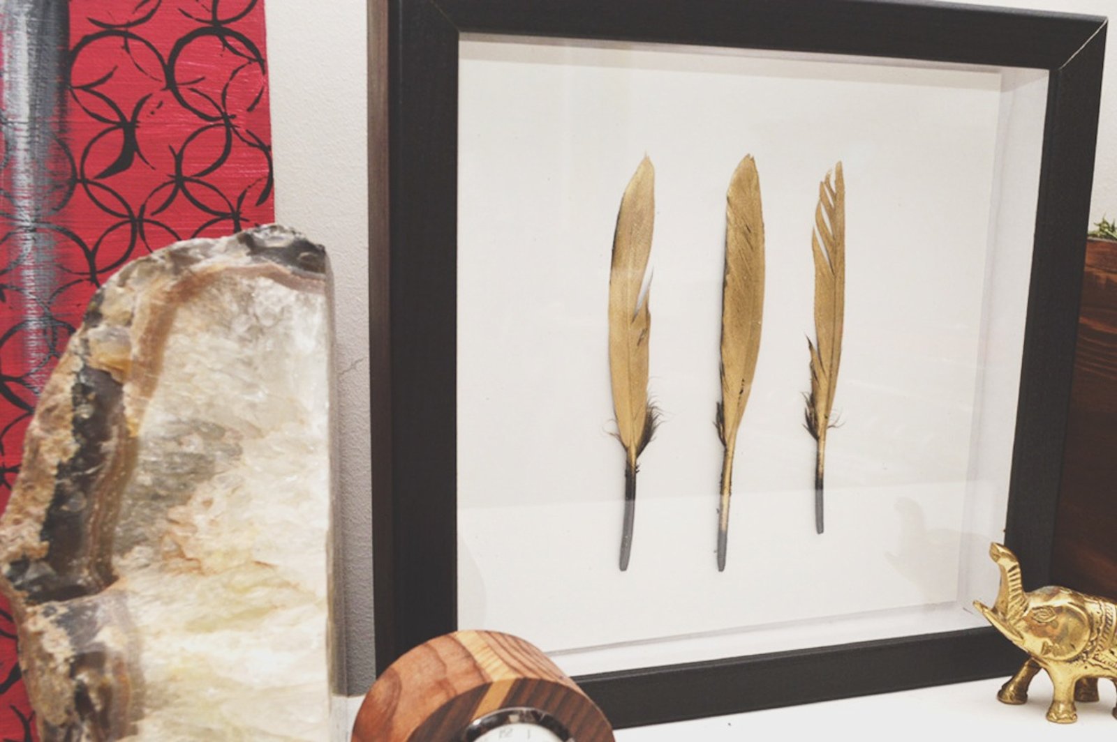 DIY: Gilded Feather Wall Art