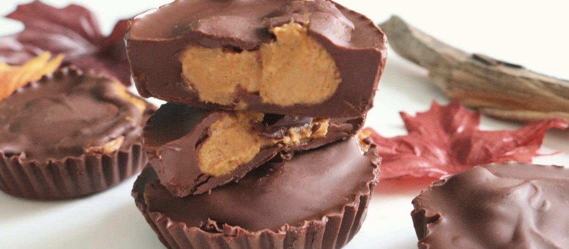 Recipe: Pumpkin Sunbutter Dark Chocolate Cups