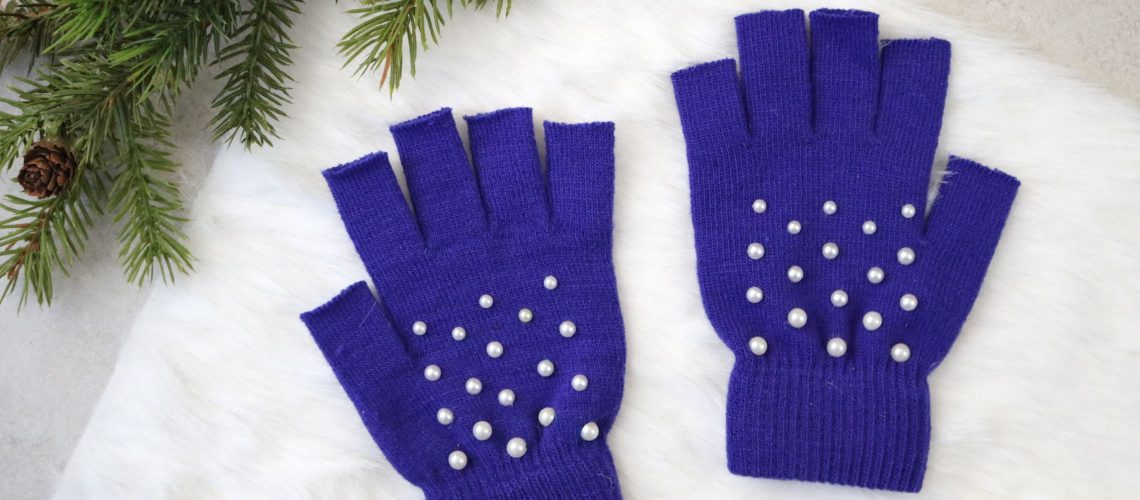 MORE: DIY Pearl-Studded Fingerless Gloves
