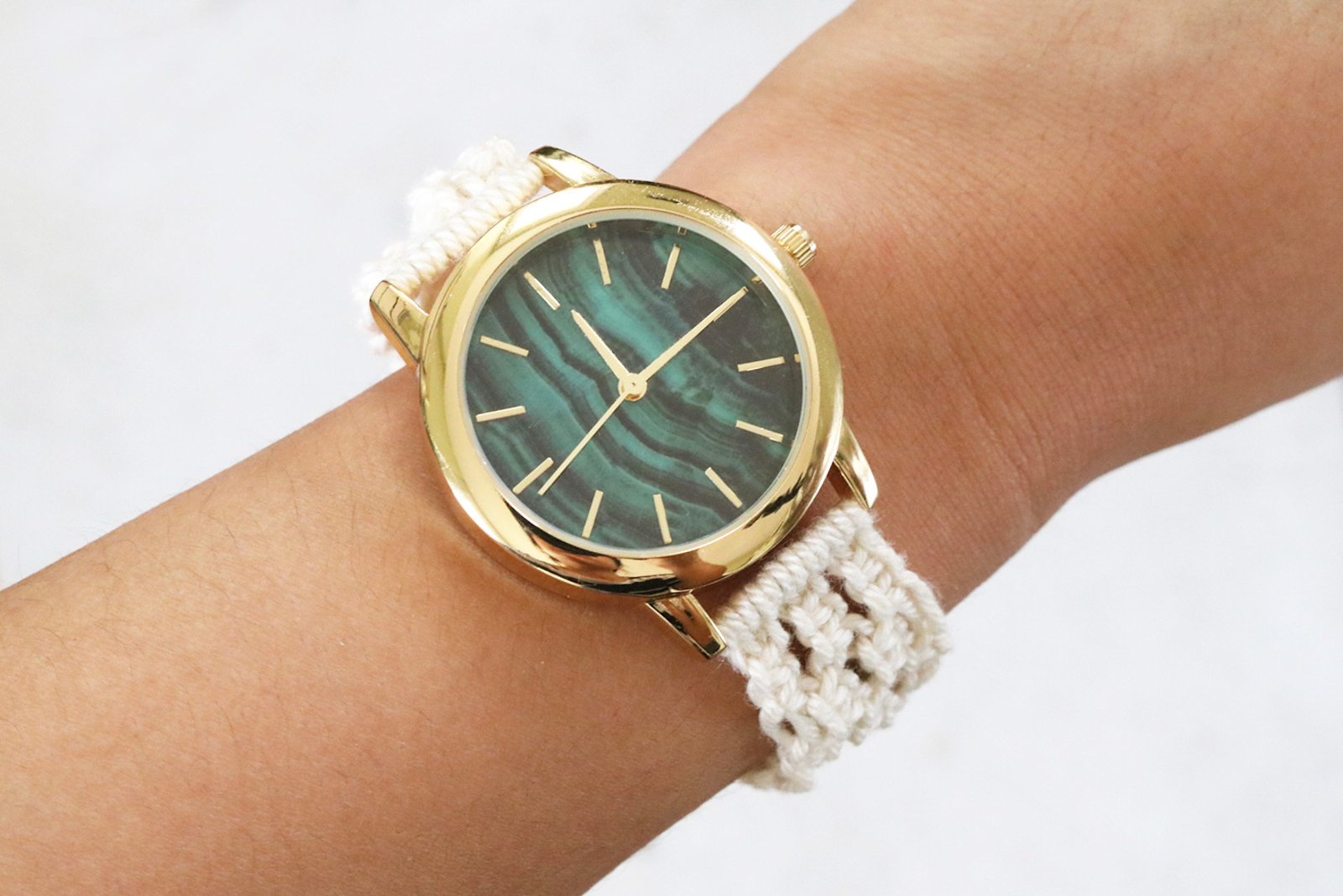 eHow DIY: Macrame Watch Strap 