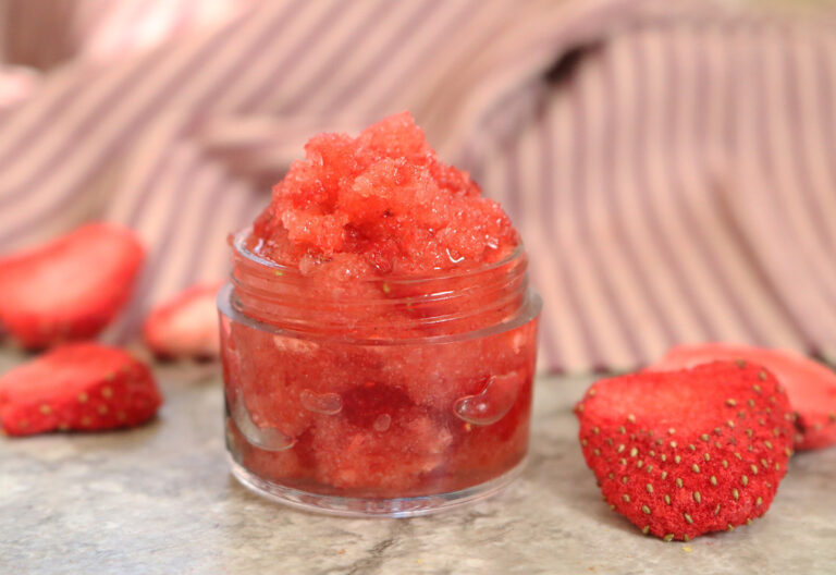 DIY Strawberry Shortcake Lip Scrub