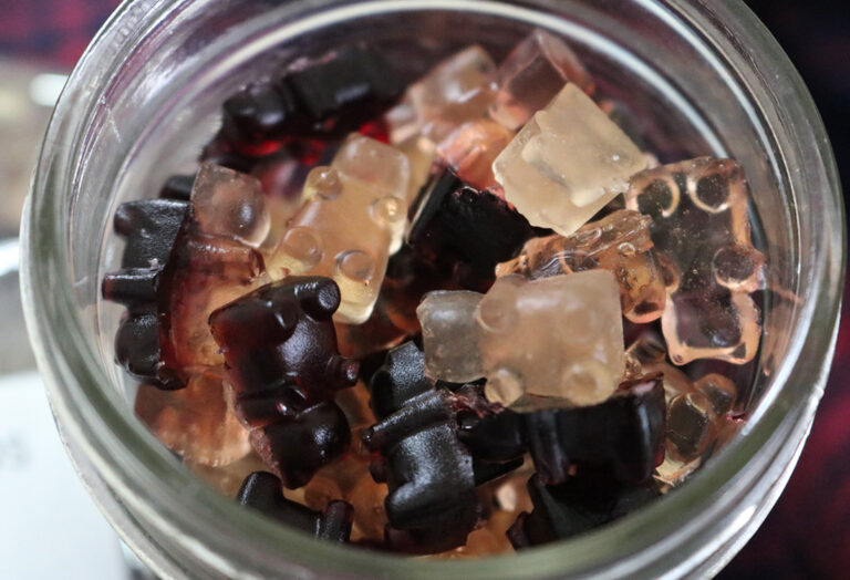 DIY Wine Gummy Bears