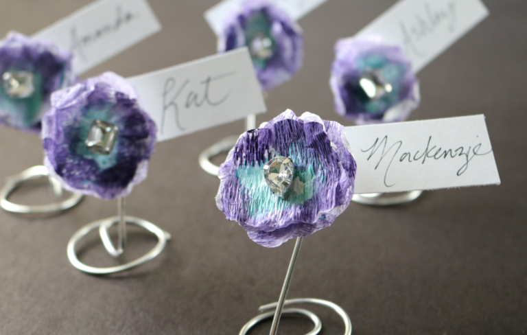 Darice: Crepe Paper Flower Place Cards
