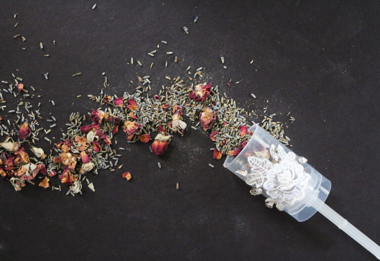 DIY Wedding Floral Push Pop Send-Off
